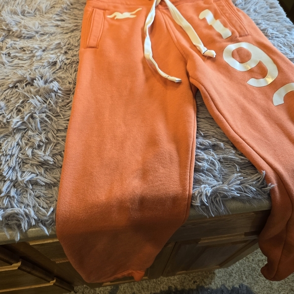 Hollister Orange Sweatpants Size XS - Picture 6 of 12